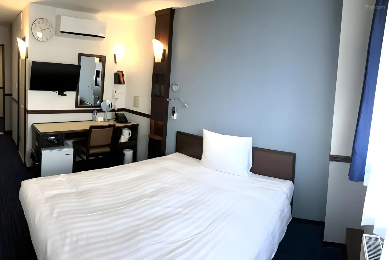Standard Single Room - Image 2