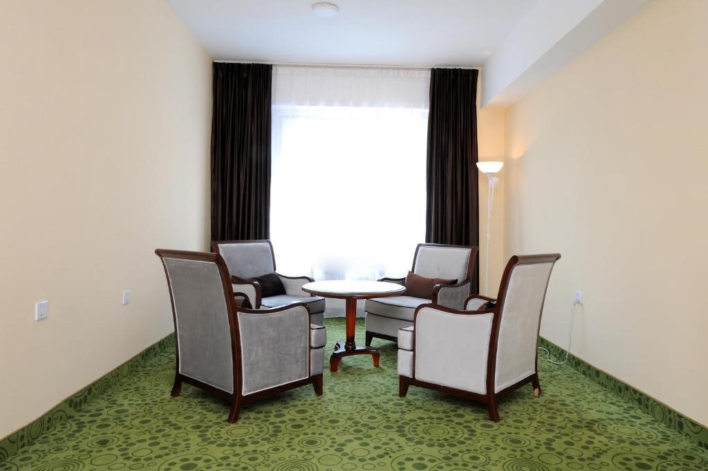 Double Twin Room - Image 3