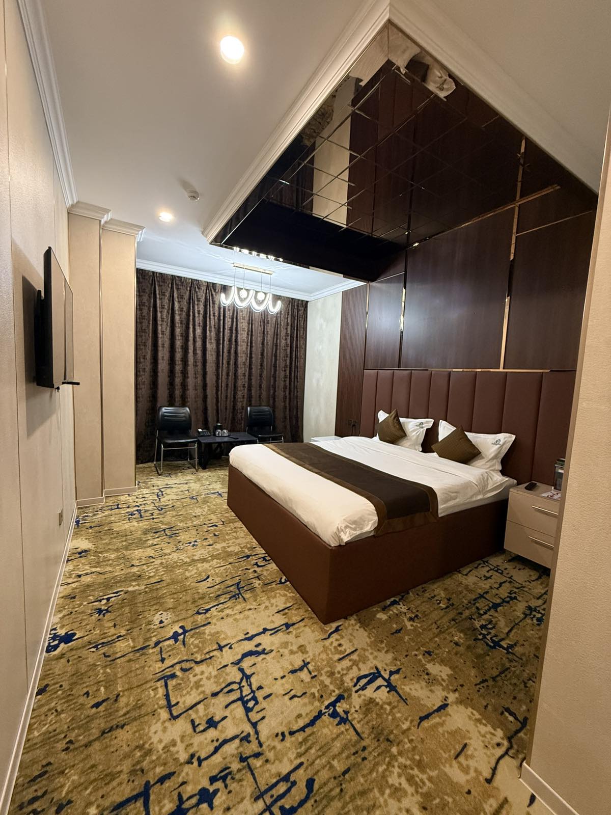 Deluxe room - Image 3