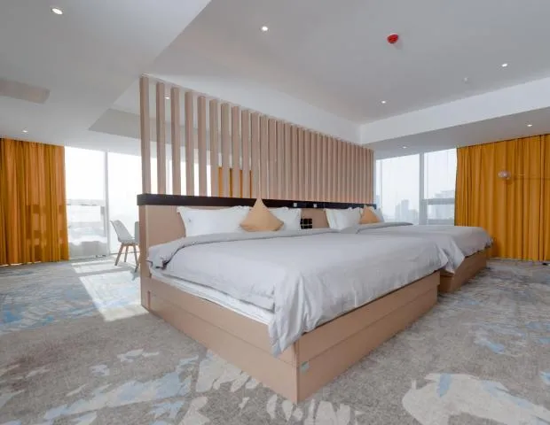 Executive  Suite - Image 2
