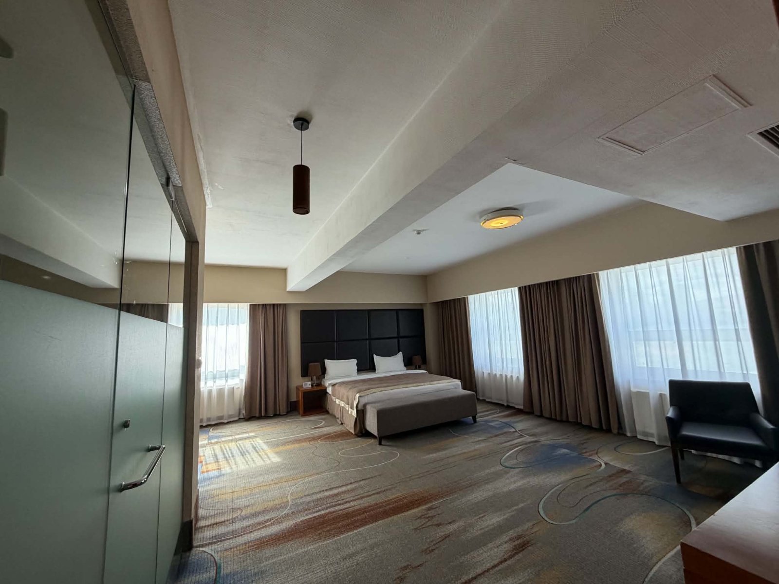 Deluxe B room - Image 3
