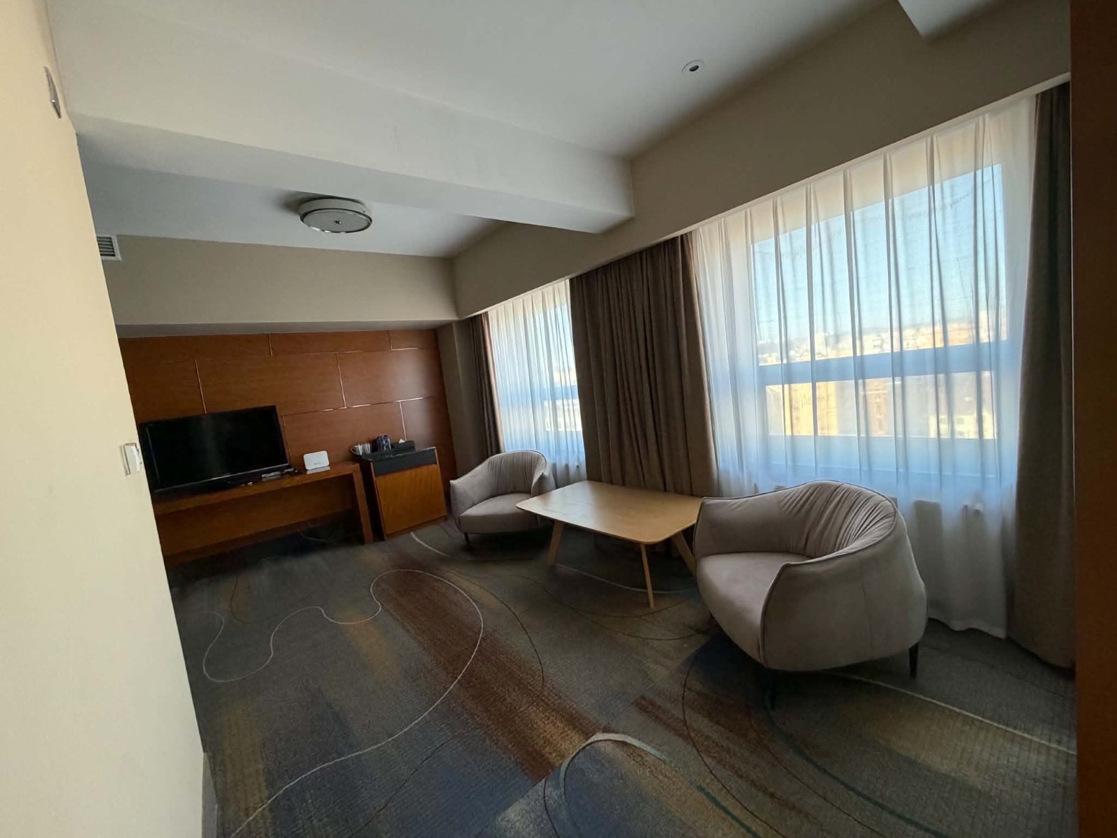Deluxe C Room - Image 5