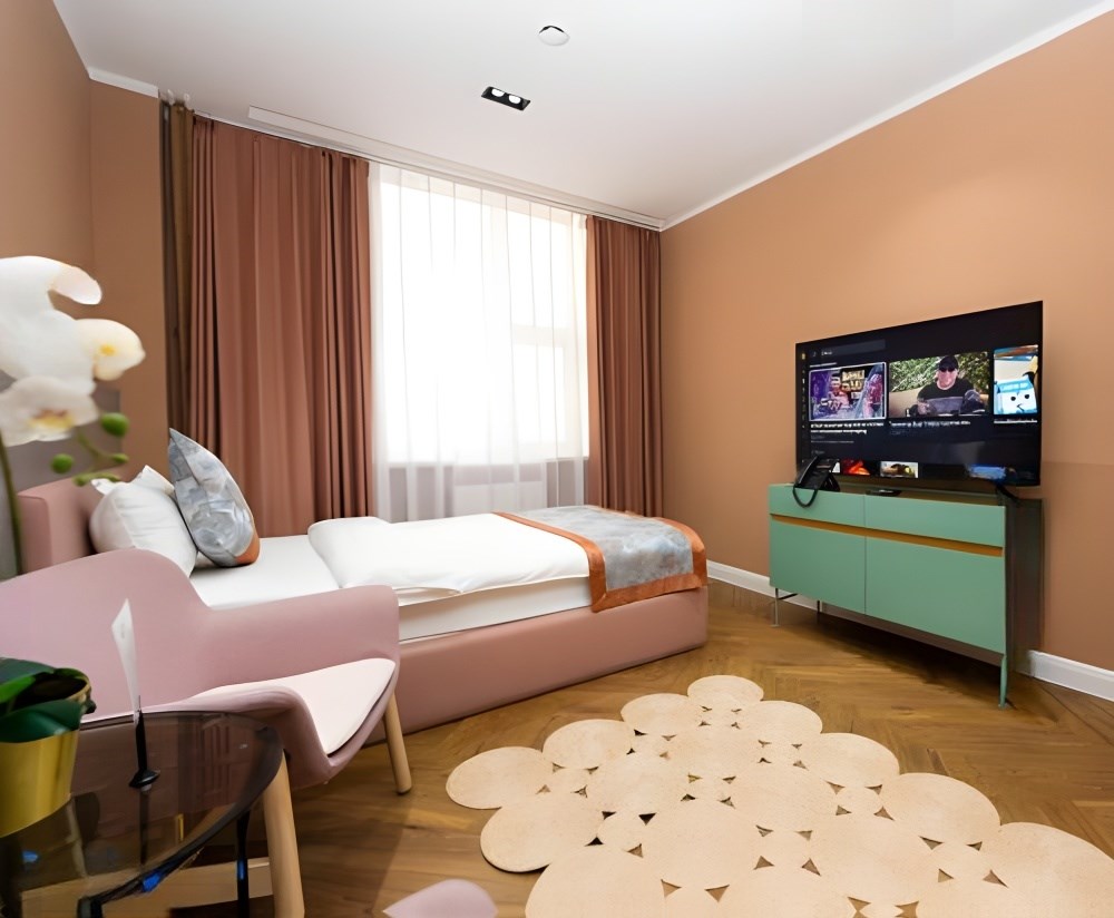 Standard Double Room - Image 3