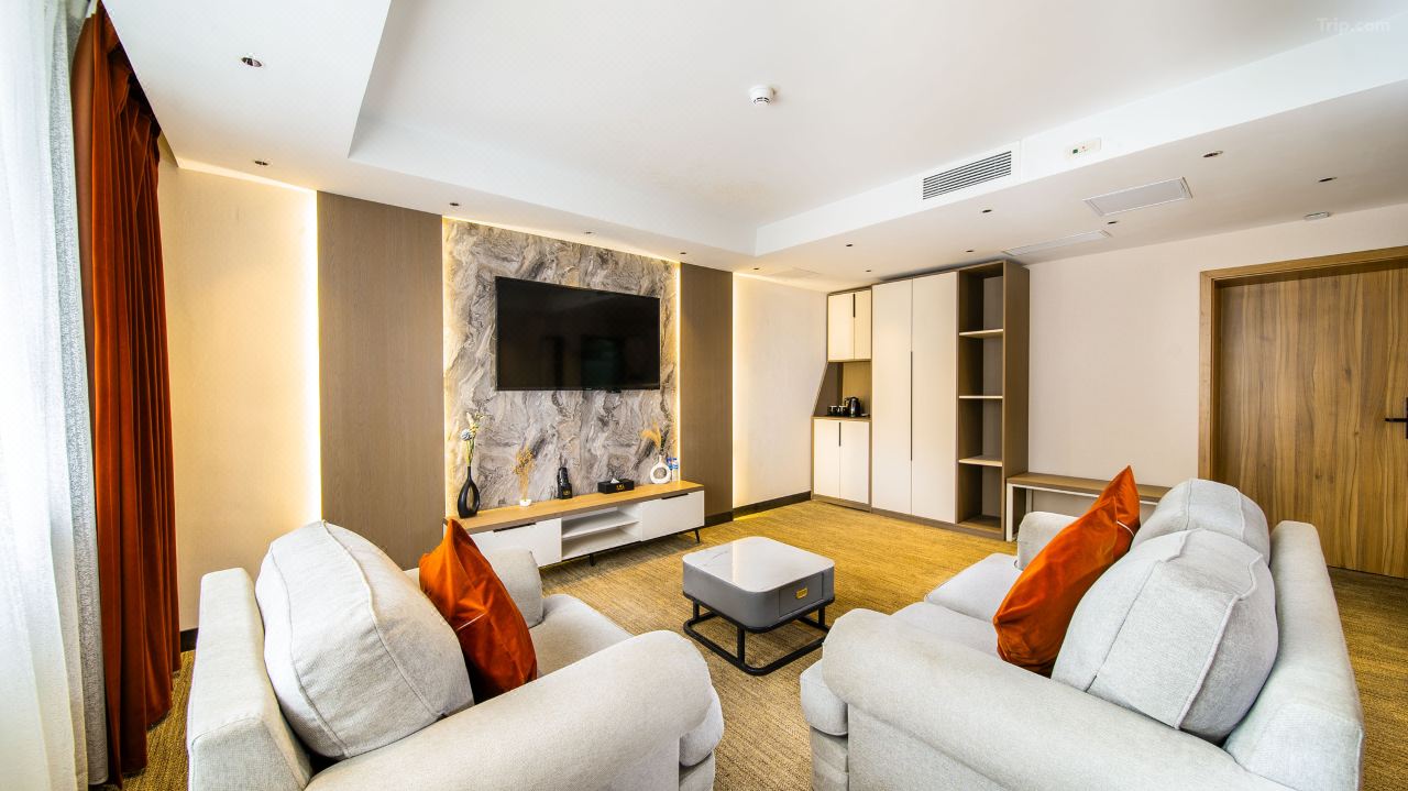 UG INN hotel - Image 12