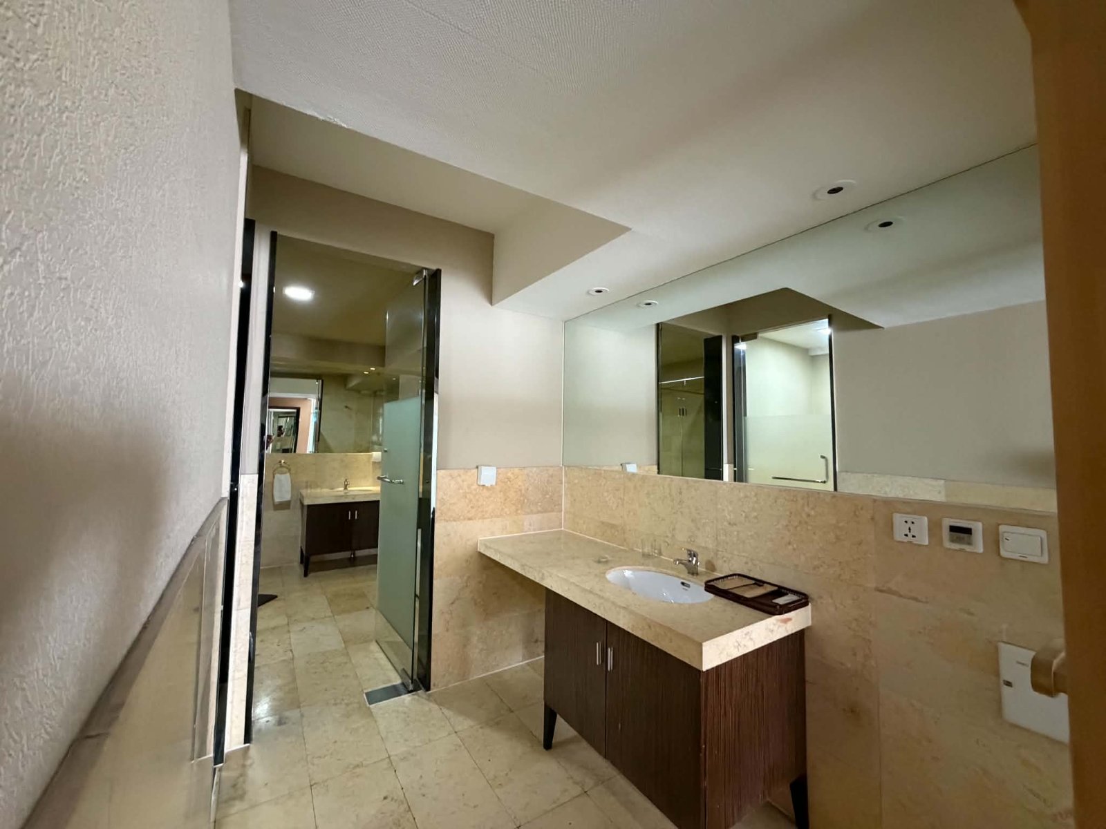 Deluxe B room - Image 2