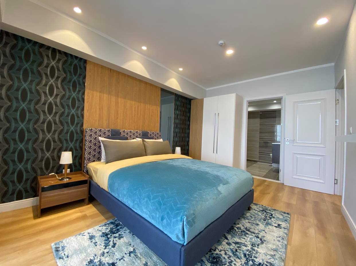 Three Bedroom - Image 5
