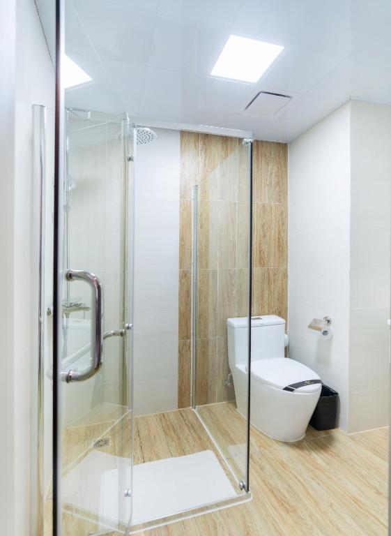 International Hotel - Image 14