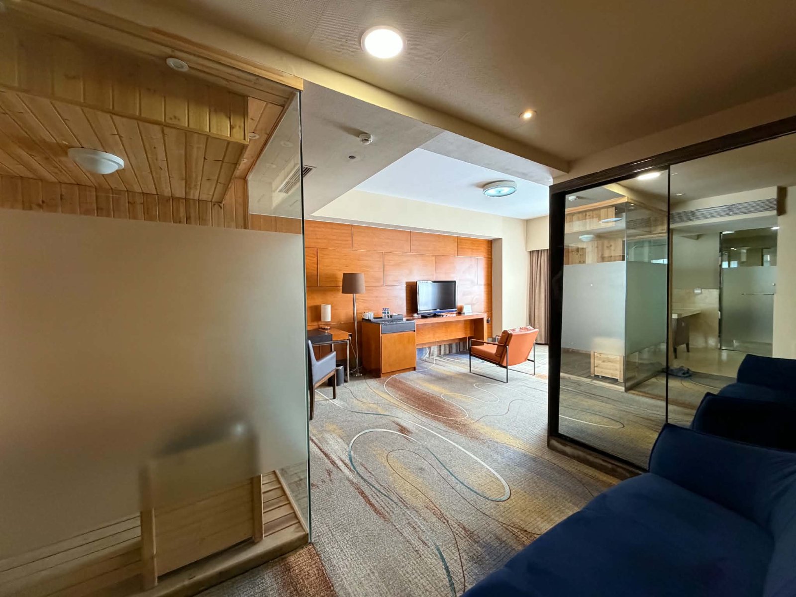 Deluxe B room - Image 9