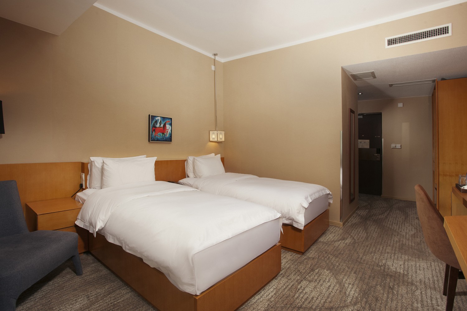 Deluxe Twin room - Image 2