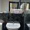 Standard Room 18m2 - Image 4