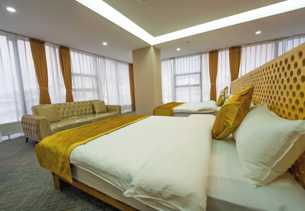 Deluxe twin room - Image 8