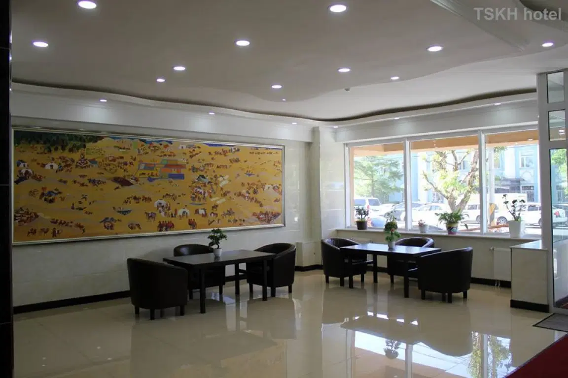 Tsetsenkhangai Hotel - Image 7